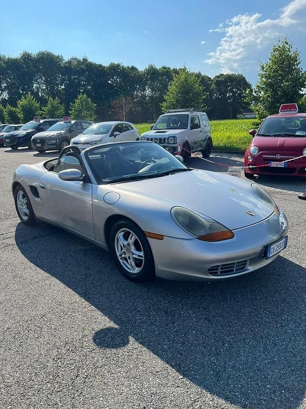 Usata Porsche Boxster 205 CV (150 kW) 1999 Argento Cabrio