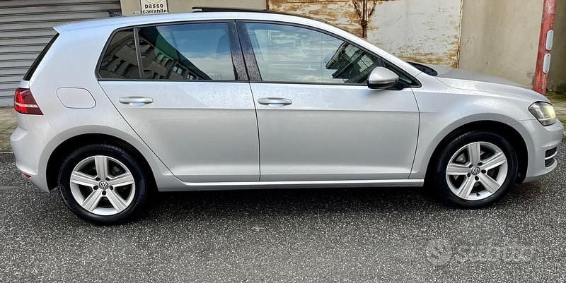 Usata VW Golf VII Highline 149 CV (109 kW) 2017 Grigio Berlina