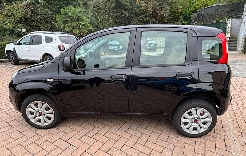 Usata Fiat Panda Lounge 80 CV (58 kW) 2015 Nero Utilitaria