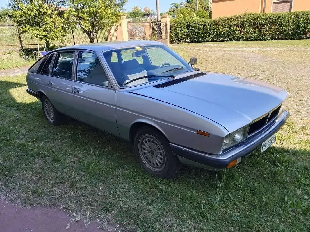 Usata Lancia Gamma 140 CV (102 kW) 1980 Argento Coupé