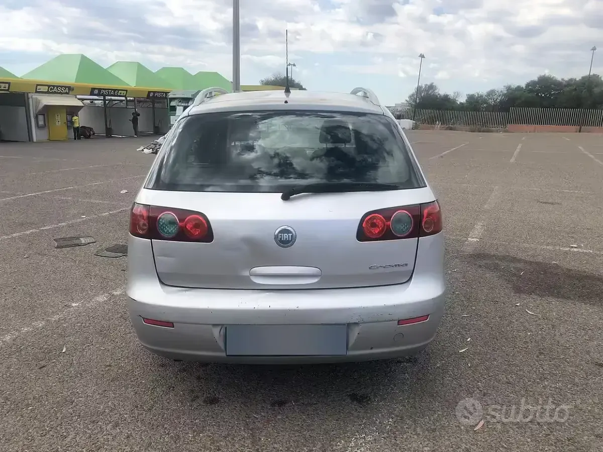 Usata Fiat Croma Active 120 CV (88 kW) 2006 Grigio Station wagon