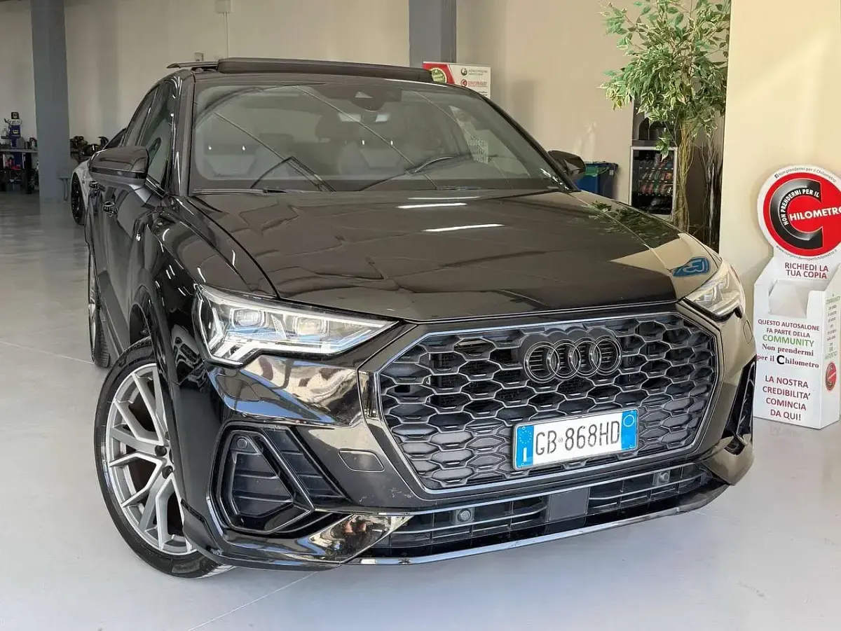 Usata Audi Q3 Sportback S-Line 150 CV (110 kW) 2020 Nero SUV