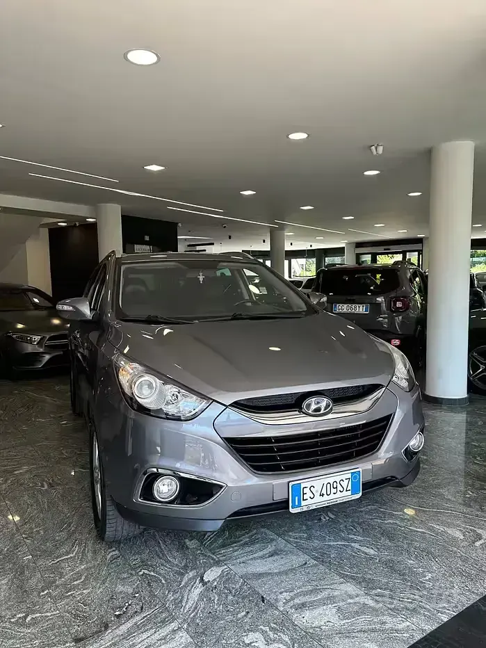 Usata Hyundai ix35 Xpossible 115 CV (84 kW) 2013 Grigio SUV