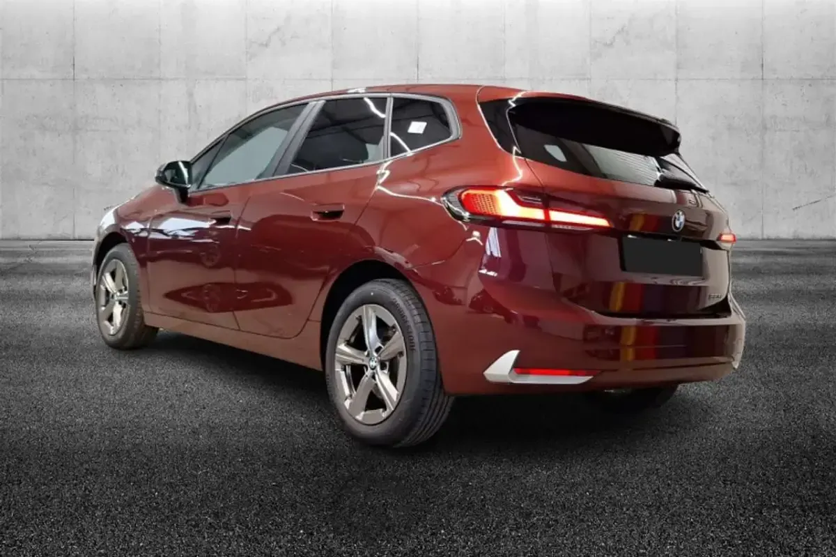Usata BMW 223 Active Tourer 218 CV (160 kW) 2023 Rosso Monovolume