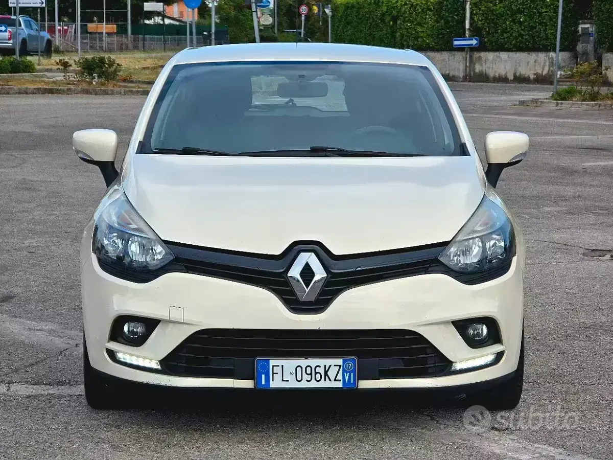 Usata Renault Clio IV 75 CV (55 kW) 2017 Bianco Berlina