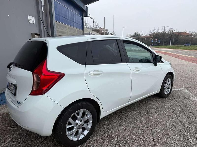 Usata Nissan Note Visia 80 CV (58 kW) 2013 Bianco Utilitaria