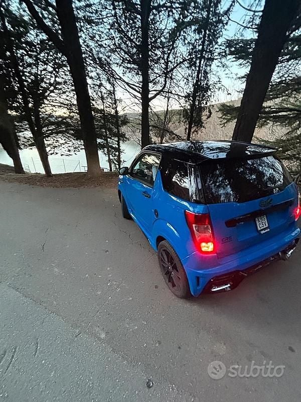 Begagnad Ligier JS50 2023 Blå Halvkombi