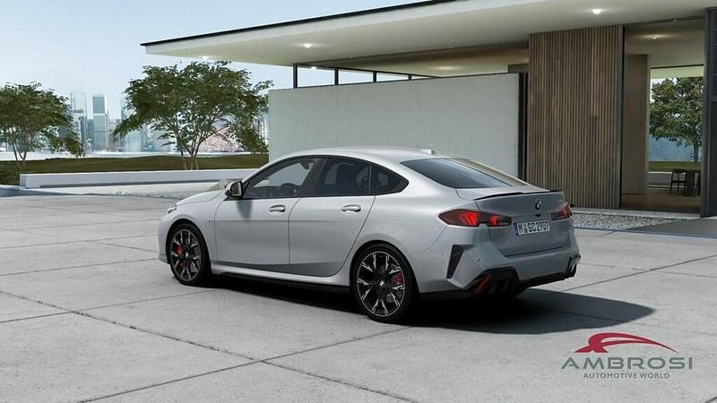 Usata BMW 220 Comfort Edition 156 CV (114 kW) 2024 Coupé