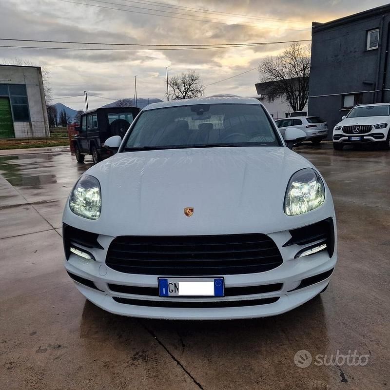 Bianco Usata 2020 Porsche Macan SUV | 47.000 € (Super prezzo) - Immagine 1/4