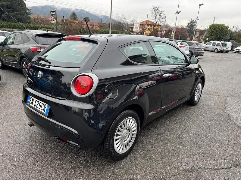 Usata Alfa Romeo MiTo Super 70 CV (51 kW) 2012 Nero Utilitaria