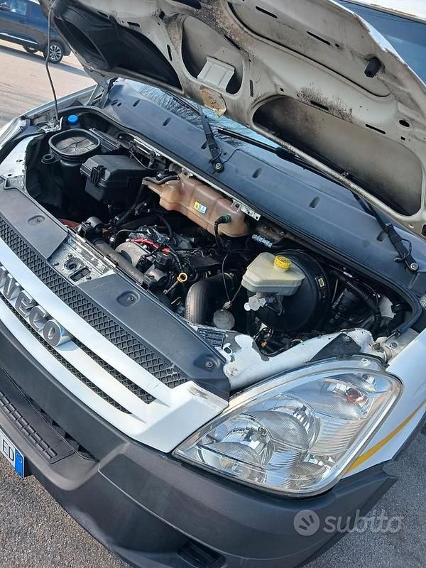 Usata Iveco Daily 2007 Bianco Station wagon