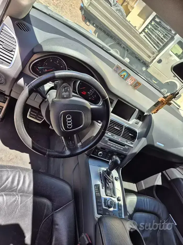 Usata Audi Q7 233 CV (171 kW) 2007 Grigio SUV