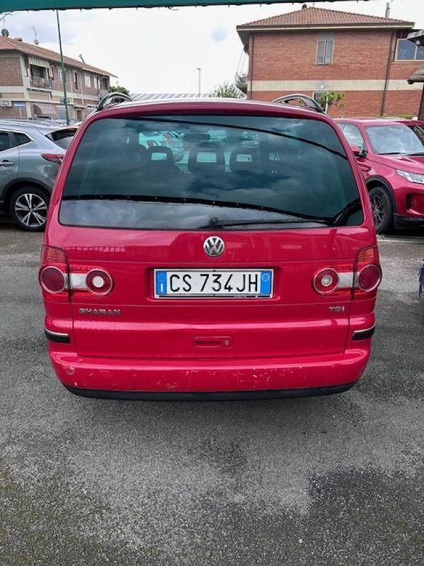 Usata VW Sharan Trendline 116 CV (85 kW) 2004 Rosso Monovolume