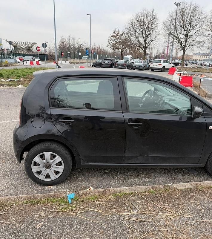 Usata VW up! 2014 Nero Utilitaria