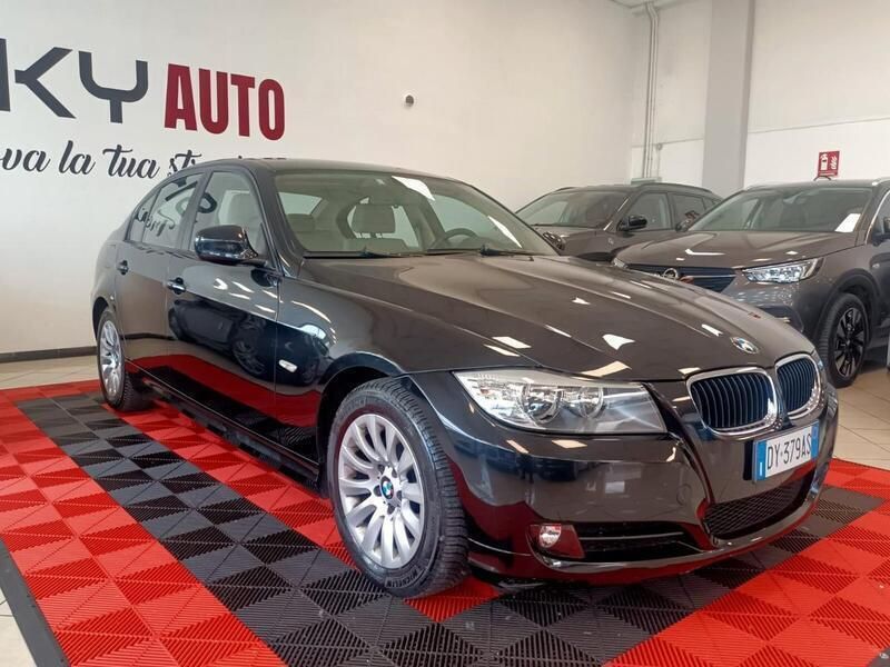 Usata BMW 320 177 CV (130 kW) 2009 Nero Berlina