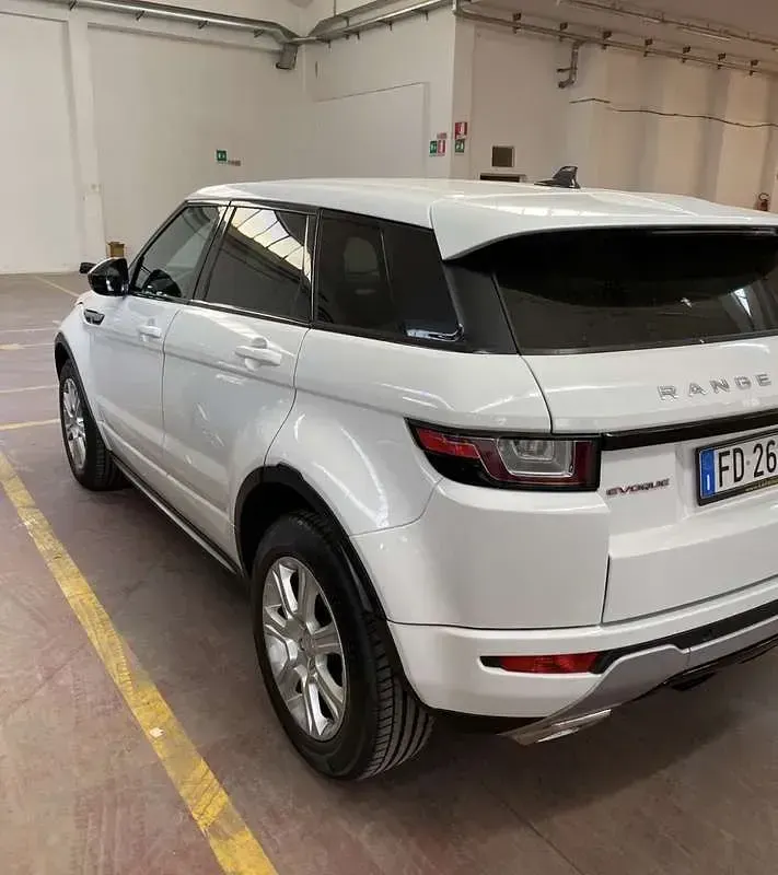 Usata Land Rover Range Rover evoque Dynamic 150 CV (110 kW) 2016 Bianco SUV