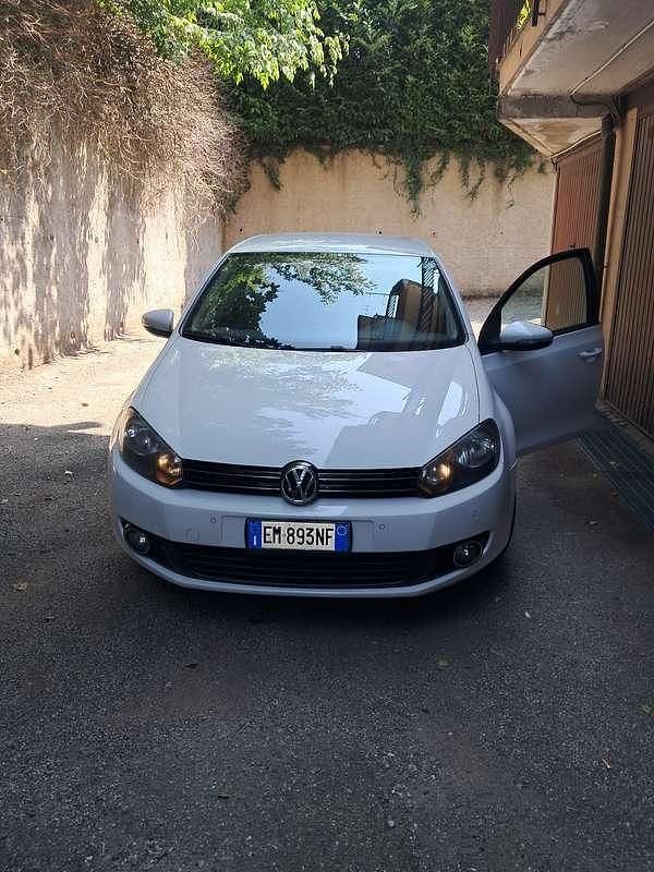 Usata 2012 VW Golf VII Comfortline Tre volumi | 6500 € (Ottimo prezzo) - Immagine 1/4