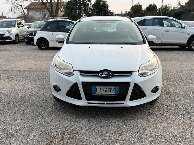 Usata Ford Focus Titanium 125 CV (91 kW) 2013 Bianco Station wagon