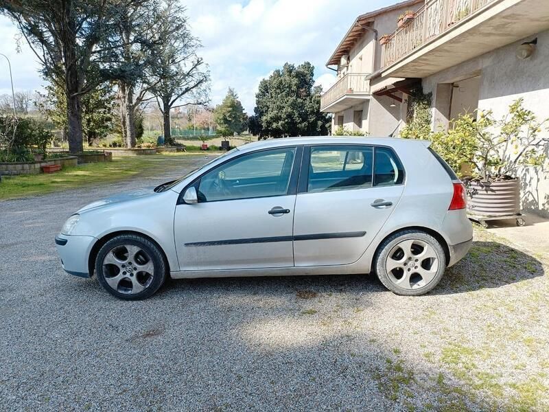 Usata 2008 VW Golf V Tre volumi | 1000 € (Super prezzo) - Immagine 1/4