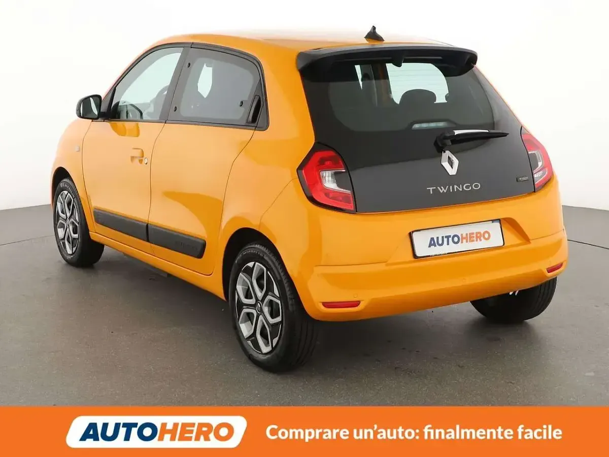 Usata Renault Twingo Equilibre 60 kW (82 CV) 2024 Arancione Utilitaria