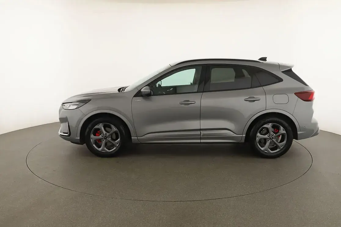 Usata Ford Kuga ST-Line X 190 CV (139 kW) 2025 Grigio SUV