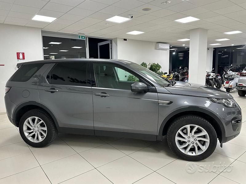 Usata Land Rover Discovery Sport SE 150 CV (110 kW) 2019 Grigio SUV