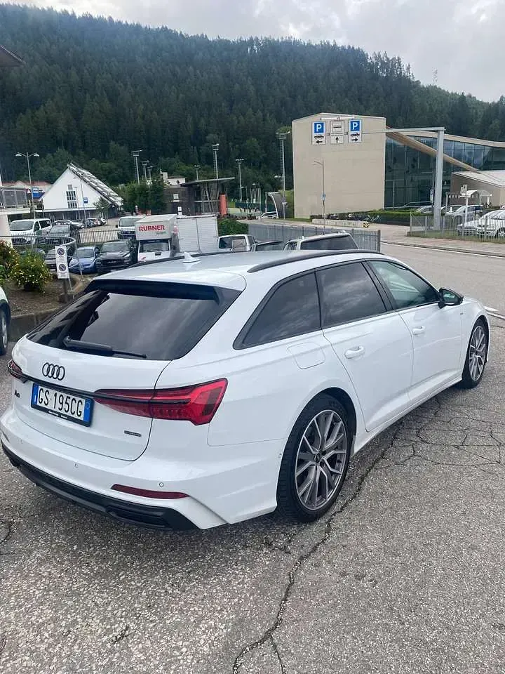 Usata Audi A6 Business Plus 286 CV (210 kW) 2023 Bianco Station wagon