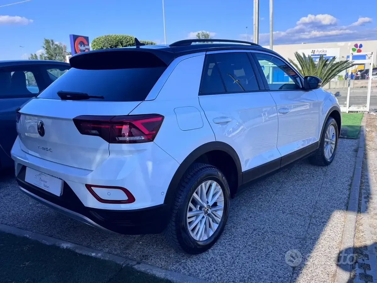 Usata VW T-Roc Style 150 CV (110 kW) 2023 Bianco SUV