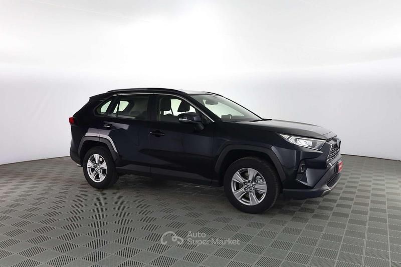 Usata Toyota RAV4 Hybrid Active 178 CV (130 kW) 2022 Nero SUV