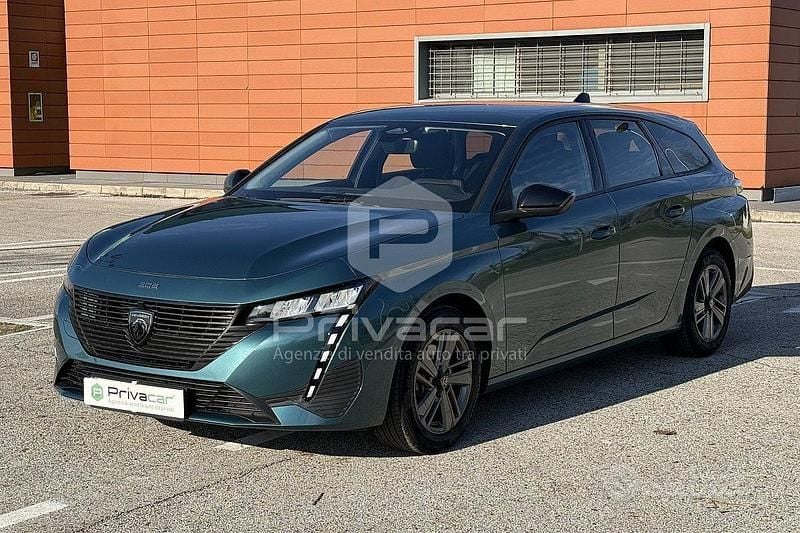 Usata Peugeot 308 Active 131 CV (96 kW) 2023 Verde Station wagon