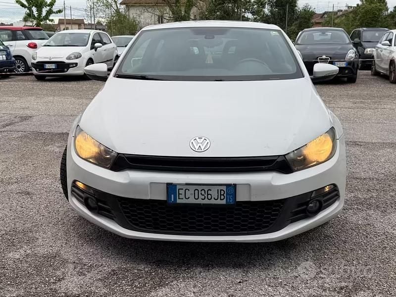 Usata VW Scirocco 160 CV (117 kW) 2010 Bianco Coupé