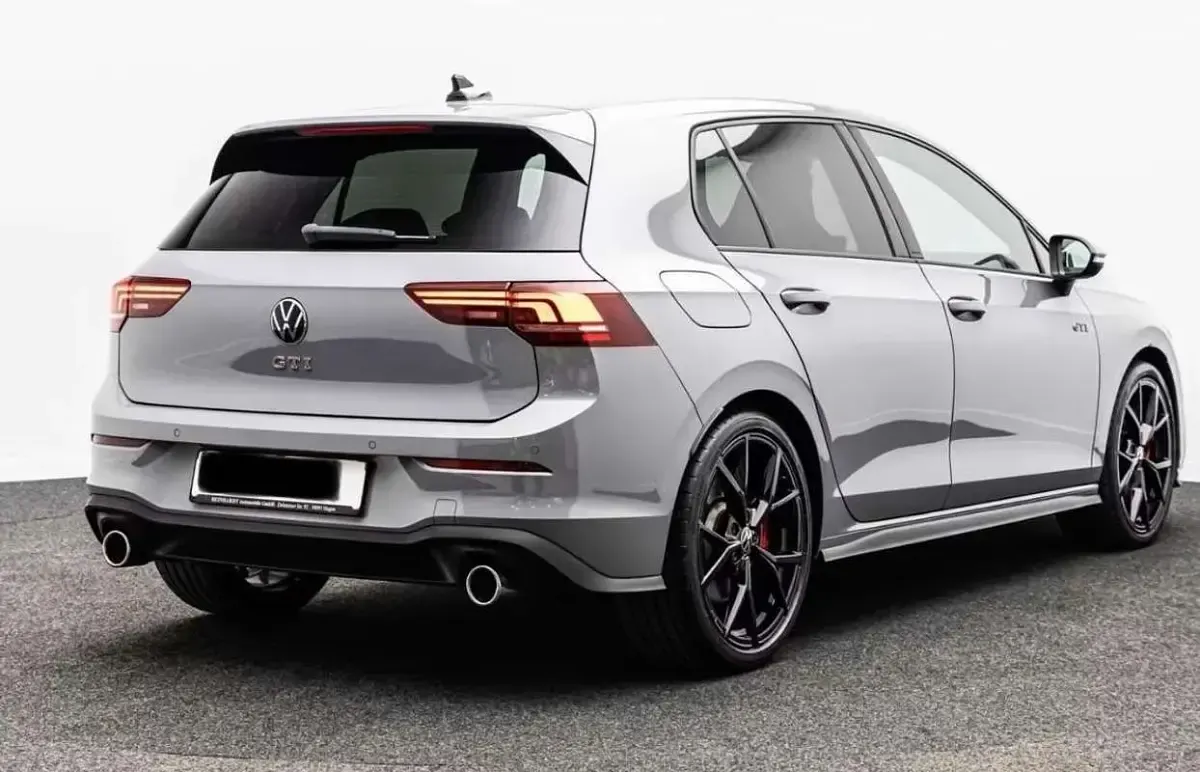 Usata VW Golf VIII GTI 265 CV (194 kW) 2025 Berlina