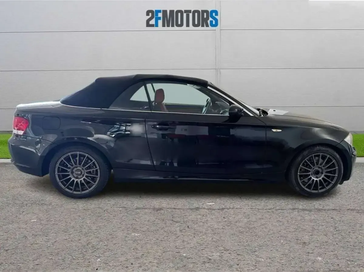 Usata BMW 123 Cabriolet 204 CV (150 kW) 2010 Nero Cabrio