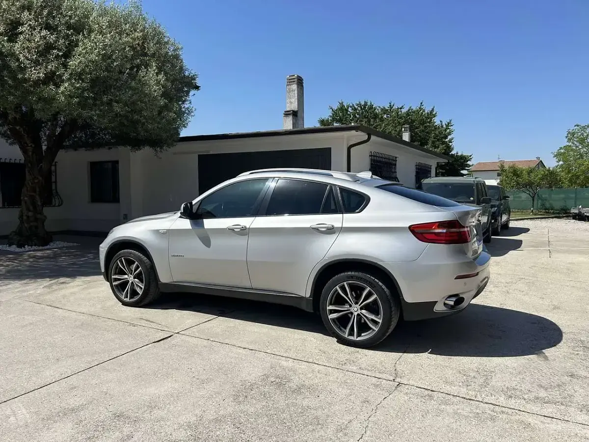 Usata BMW X6 245 CV (180 kW) 2013 Argento SUV