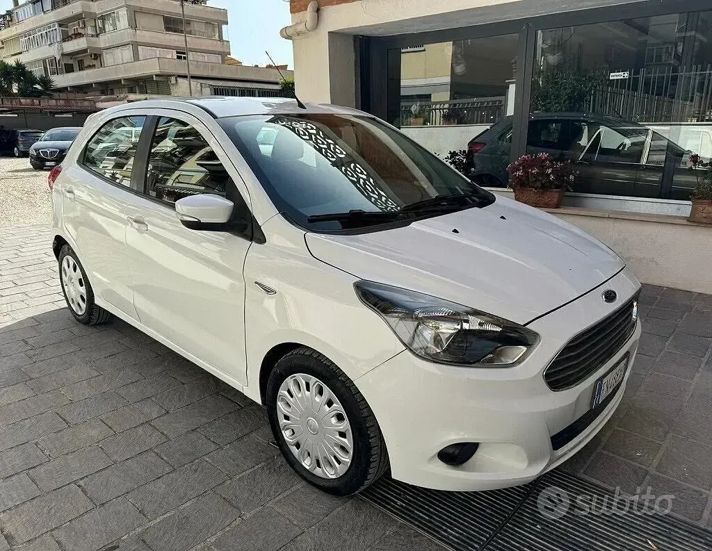 Usata Ford Ka Plus 69 CV (50 kW) 2018 Bianco Utilitaria
