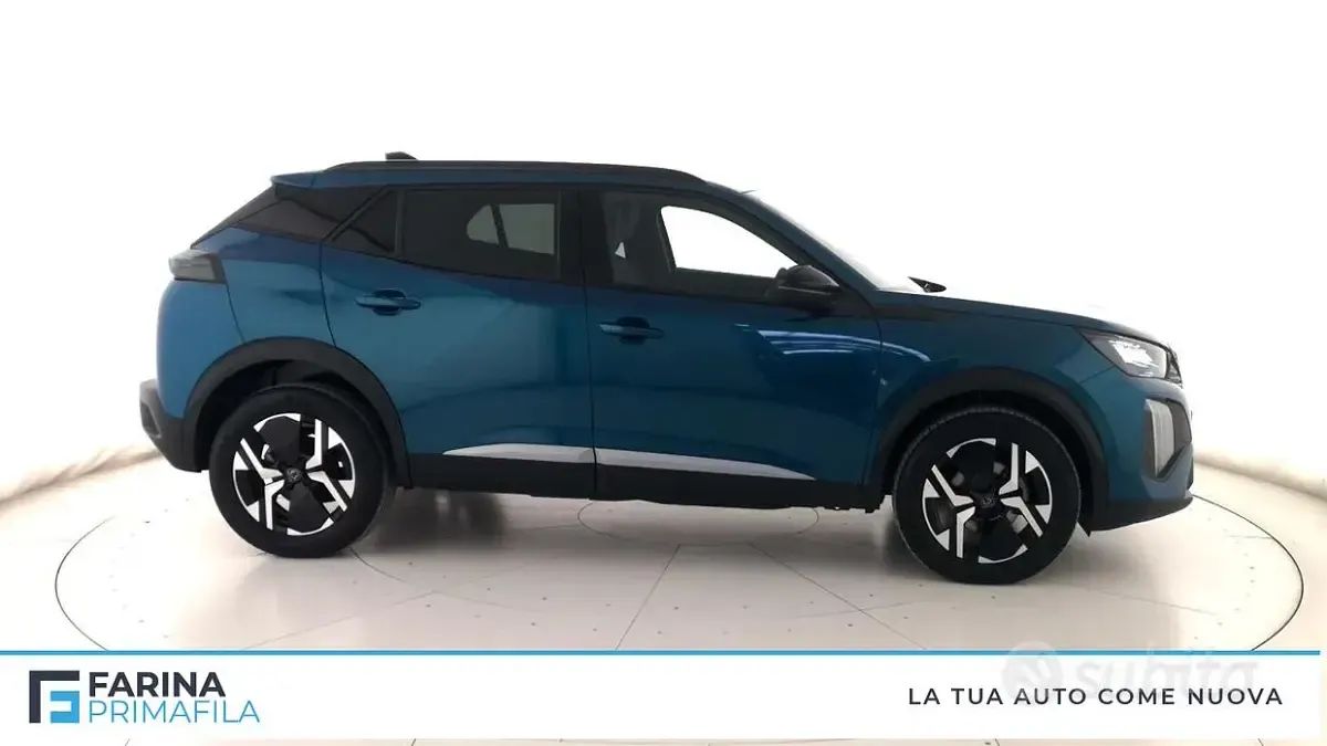 Usata Peugeot 2008 Allure 101 CV (74 kW) 2025 Blu SUV