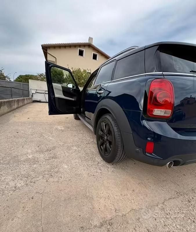 Usata Mini Cooper Countryman Business 149 CV (109 kW) 2018 Blu SUV