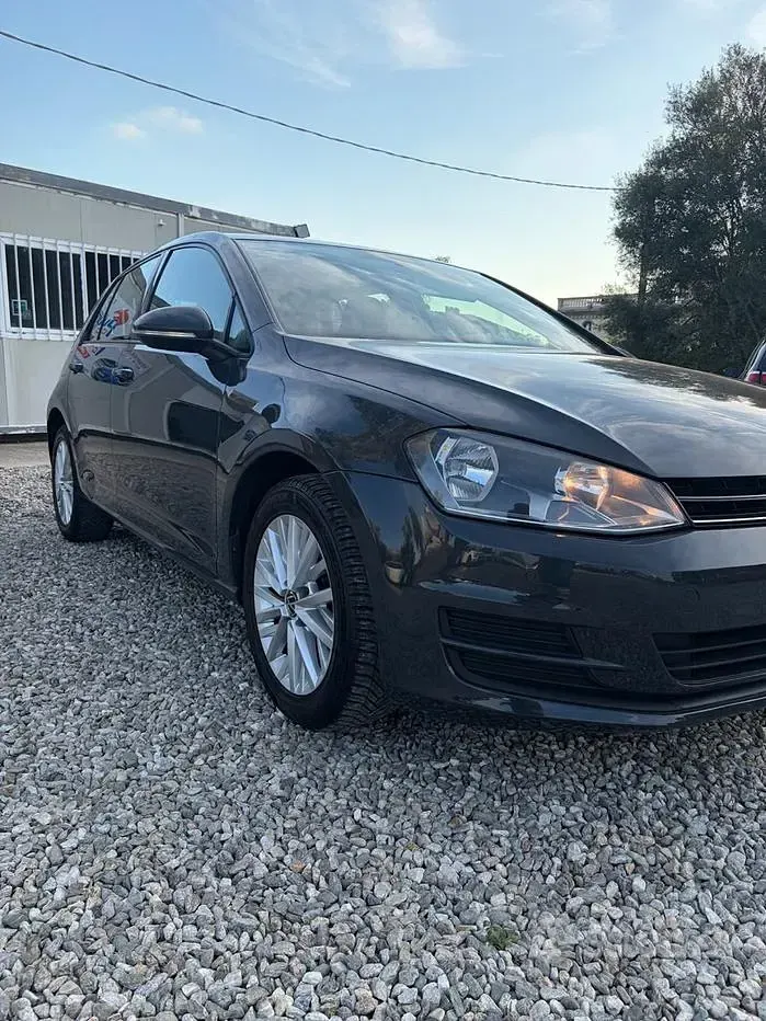 Usata VW Golf VII Trendline 90 CV (66 kW) 2017 Grigio Station wagon