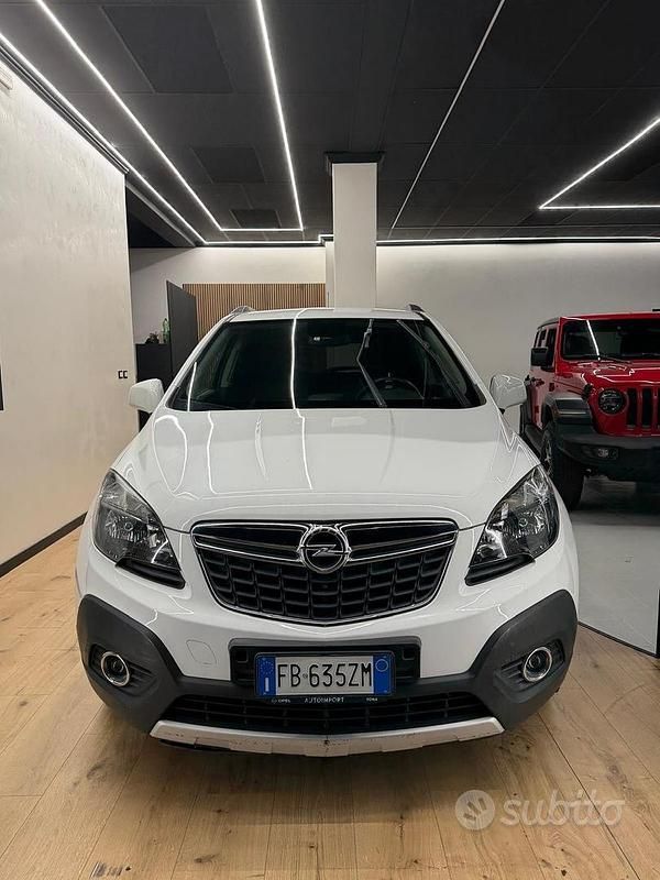 Usata Opel Mokka 140 CV (102 kW) 2016 Bianco SUV