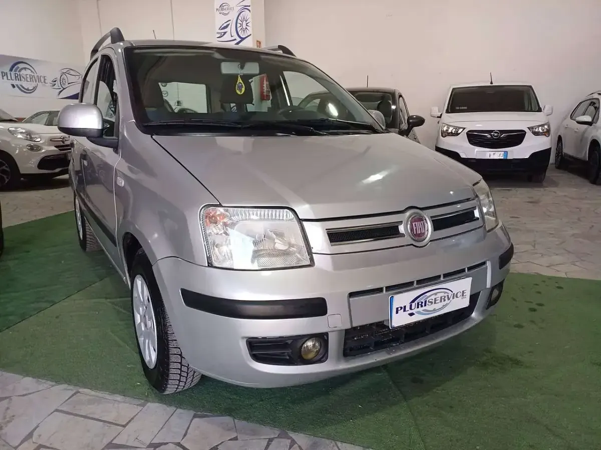 Usata Fiat Panda Dynamic 60 CV (44 kW) 2011 Argento Utilitaria