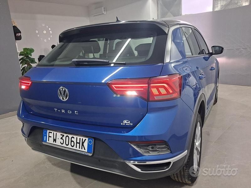 Usata VW T-Roc Style 116 CV (85 kW) 2019 Blu SUV