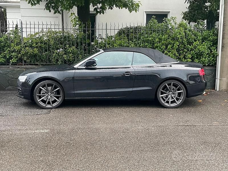 Usata Audi A5 Cabriolet 211 CV (155 kW) 2011 Nero Cabrio