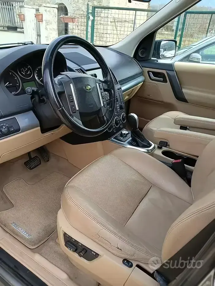 Usata Land Rover Freelander 2 160 CV (117 kW) 2008 Grigio SUV