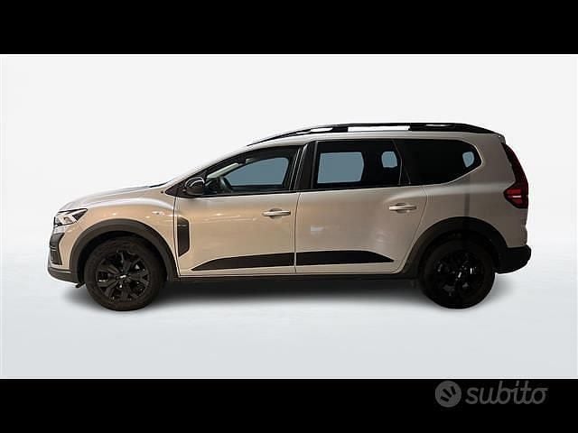 Usata Dacia Jogger Extreme 101 CV (74 kW) 2023 Grigio chiaro Monovolume