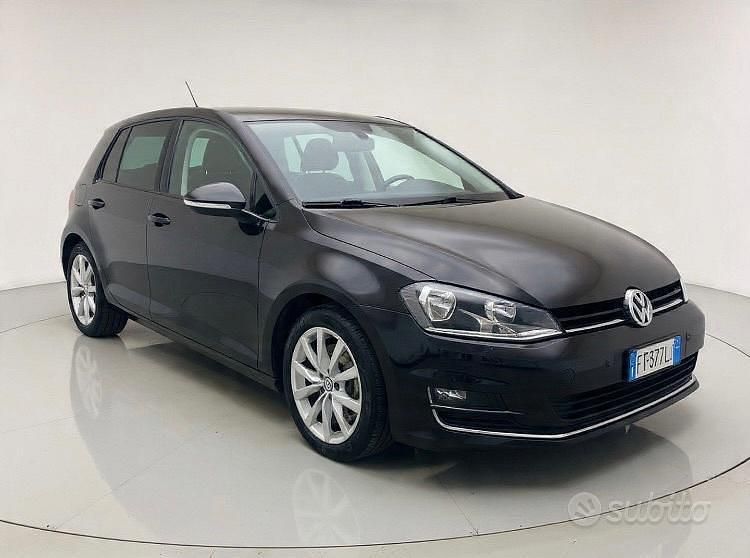 Usata VW Golf VII Highline 110 CV (80 kW) 2016 Nero Utilitaria