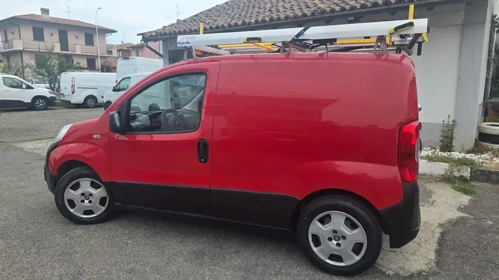 Usata Fiat Fiorino 95 CV (69 kW) 2018 Rosso / pastello Monovolume