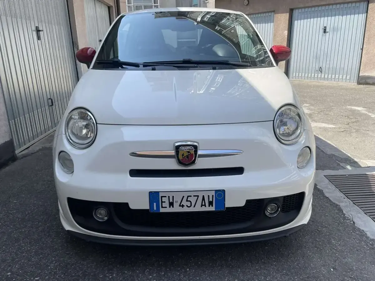 Usata Abarth 595 Custom 135 CV (99 kW) 2014 Bianco Utilitaria