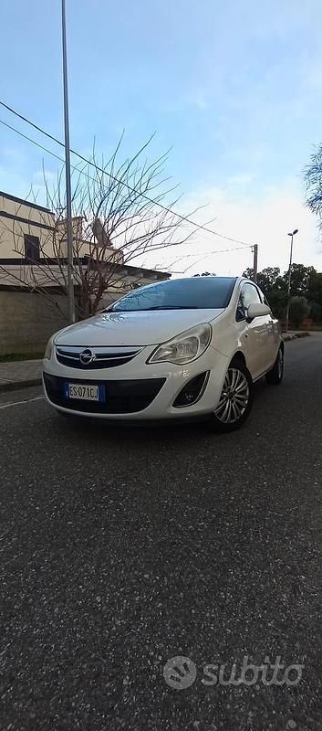 Usata Opel Corsa 2013 Bianco Utilitaria