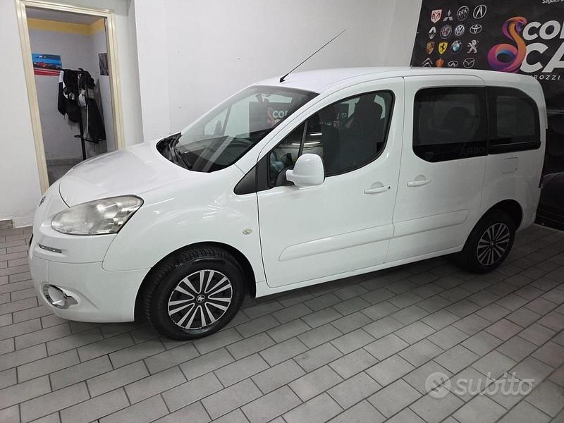 Usata Peugeot Partner Tepee Active 92 CV (67 kW) 2013 Bianco Monovolume