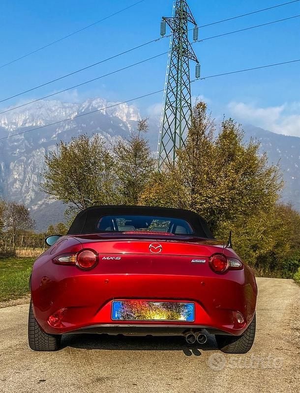 Usata Mazda MX5 Inclusive 160 CV (117 kW) 2016 Cabrio